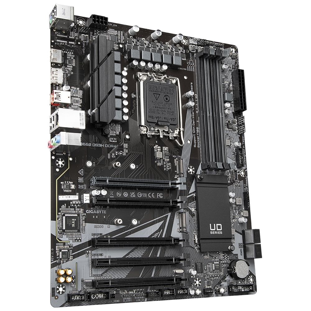 Фото Материнская плата Gigabyte B660 S1700 ATX B660 DS3H DDR4