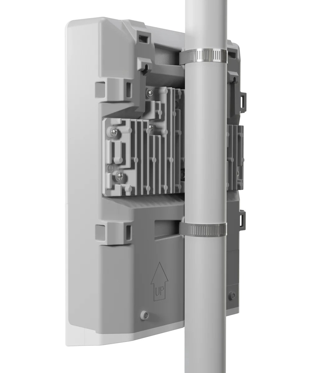 Фото Коммутатор Mikrotik netFiber 9 outdoor switch