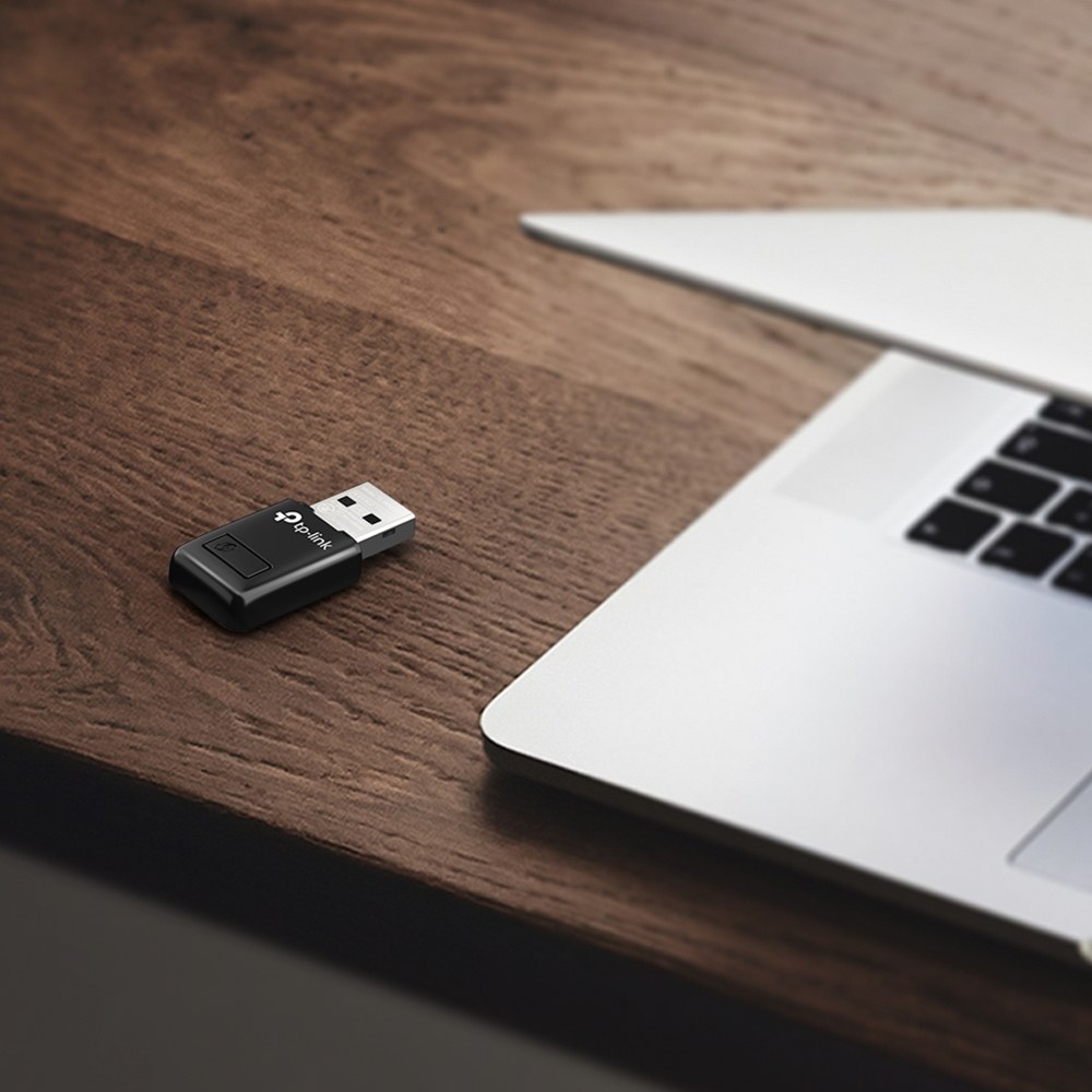 Фото Сетевой адаптер TP-Link SOHO TL-WN823N Беспроводной USB мини адаптер 300 Мбит/с стандарта N c кнопкой QSS(Realtec)